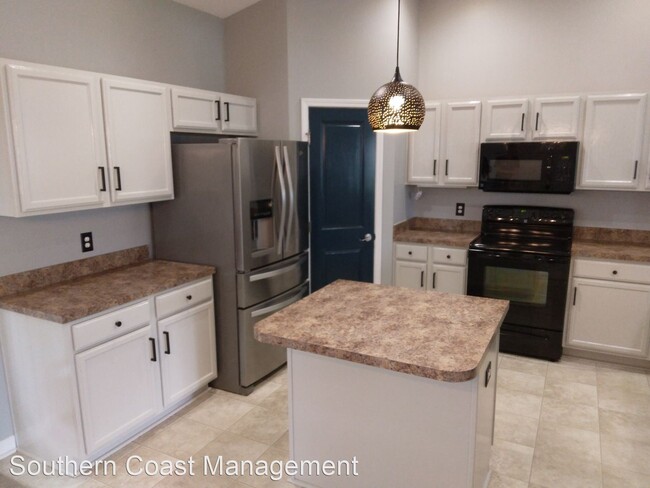 Building Photo - 3 br, 2 bath House - 229 Oak Crest Circle