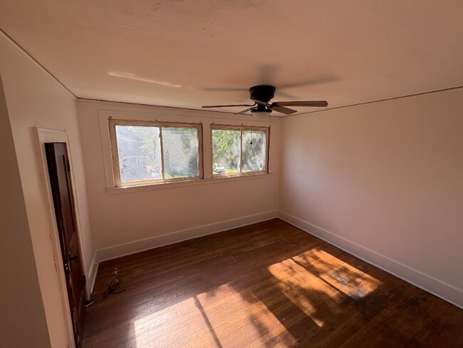 Foto del edificio - 12234 Hartwell St