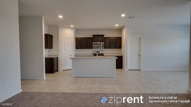 Building Photo - 4 br, 2 bath House - 10328 Fort Croghan Tr...