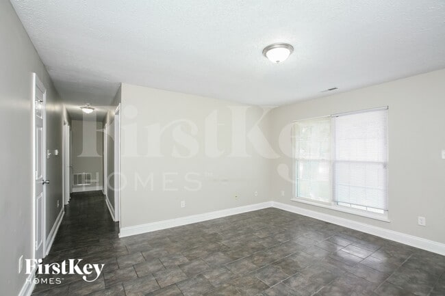 Building Photo - 7750 Cross Willow Blvd