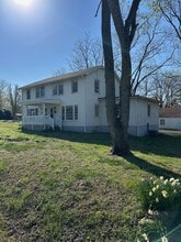 Building Photo - 1403 8th St