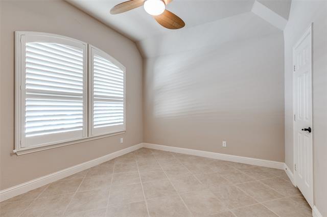 Foto del edificio - 15600 Fire Creek Ln