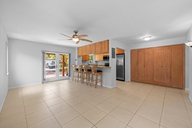 Foto del edificio - 1627 NE 7th St