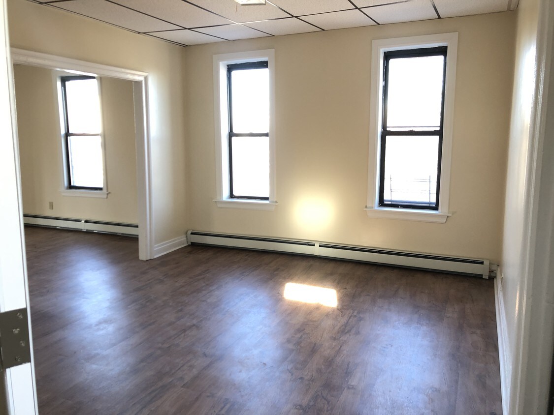 Foto principal - 8401 Fort Hamilton Pkwy