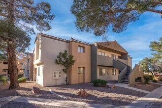 Building Photo - 3151 N Soaring Gulls Dr