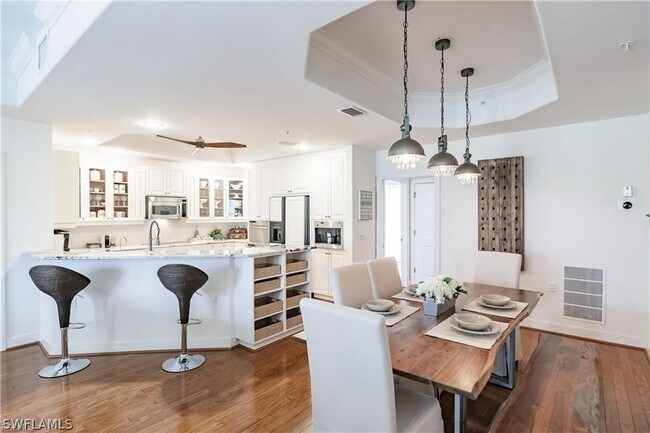 Foto del edificio - 572 11th Ave S