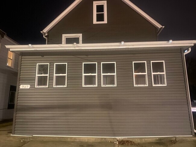 Foto del edificio - 927 Washington Rd