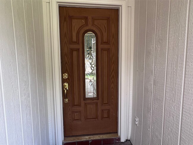 Foto del edificio - 22422 Elsinore Dr