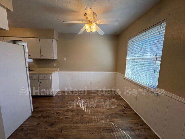 Foto del edificio - 522 E Ottowa Ct