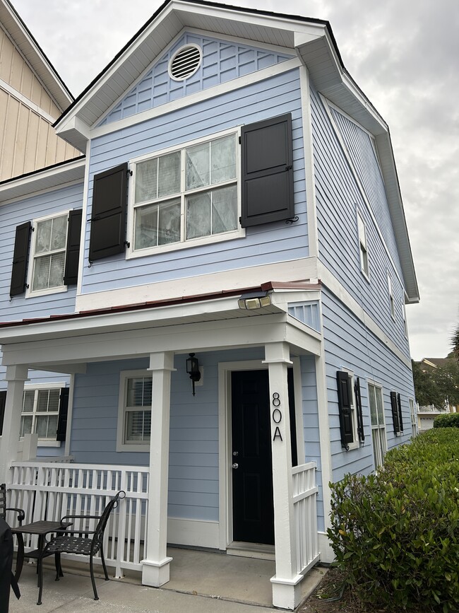 Foto del edificio - 80 Cassandra Ln