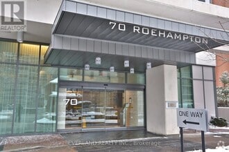 Building Photo - 70-470 Roehampton Ave