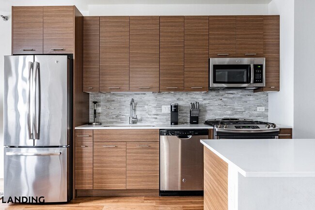 Foto del edificio - 347 W Chestnut St