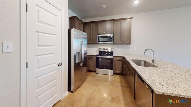 Building Photo - 2906 Quail Rdg Ln
