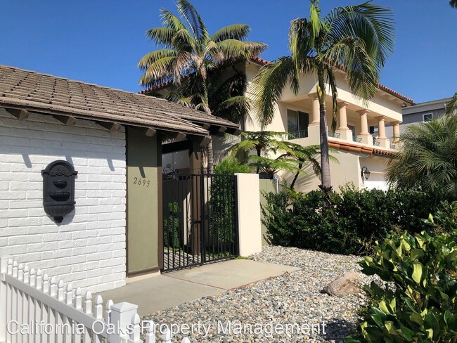 Building Photo - 3 br, 2.5 bath House - 2695 Surfrider Avenue