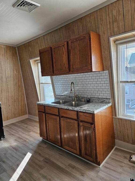 Building Photo - 123 Smith St