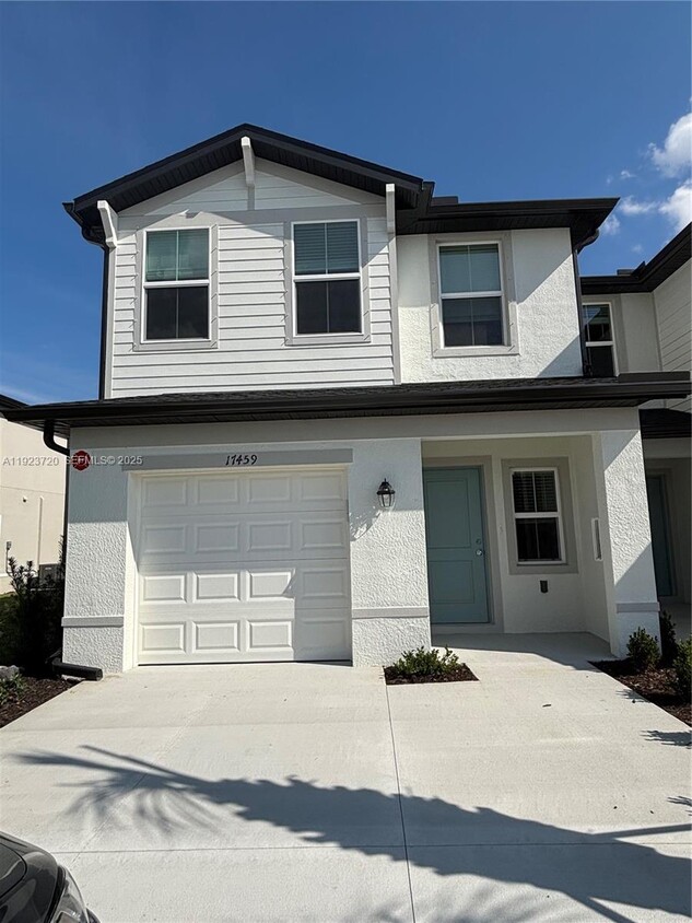 Foto principal - 17459 Monte Isola Wy