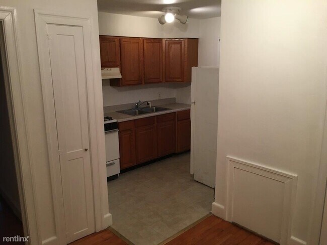 Building Photo - 1 br, 1 bath 4plex - 3837 Beach Ave