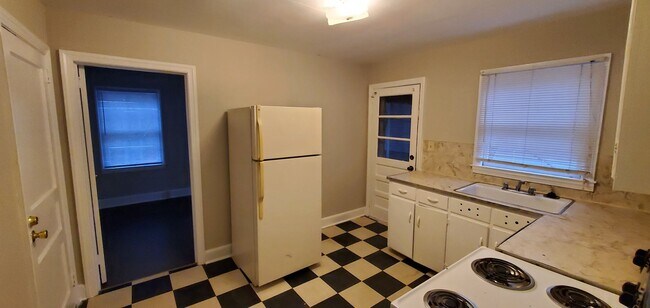 Foto del edificio - 2807 Spring Garden St