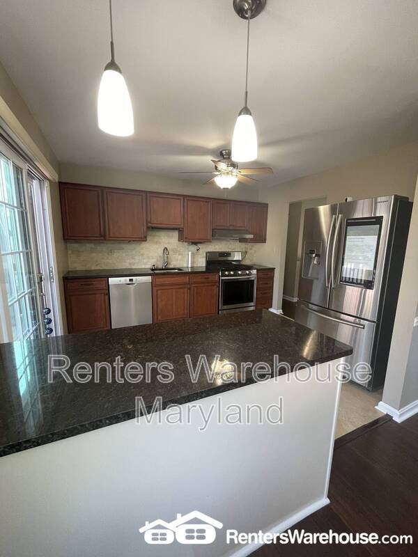 Building Photo - 9 Snug Lagoon Ct