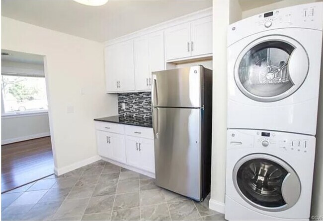 Foto del edificio - 2316 Carlisle Ct