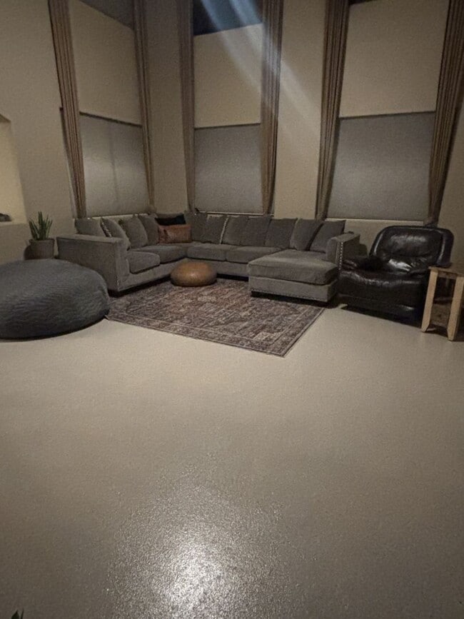 Building Photo - 21140 E Calle de Flores