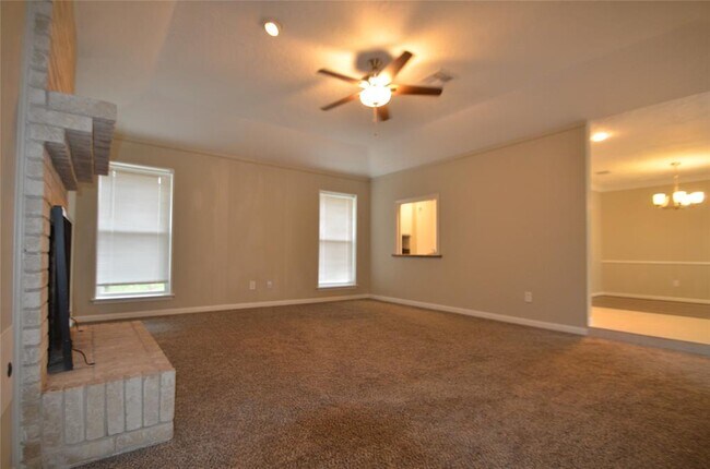 Foto del edificio - 3310 Meadowcreek Dr