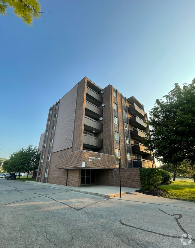 Building Photo - 215 College Av W