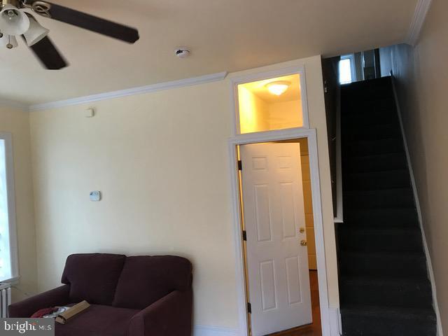 Foto principal - 327 N 64th St