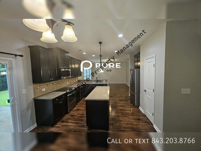 Foto del edificio - 8452 Rice Basket Ln