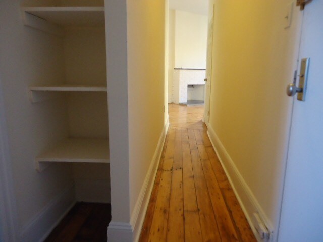 Building Photo - 108 S Oxford St