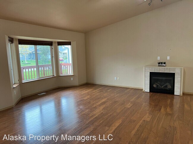 Building Photo - 3 br, 2 bath House - 3877 Scenic View Dr