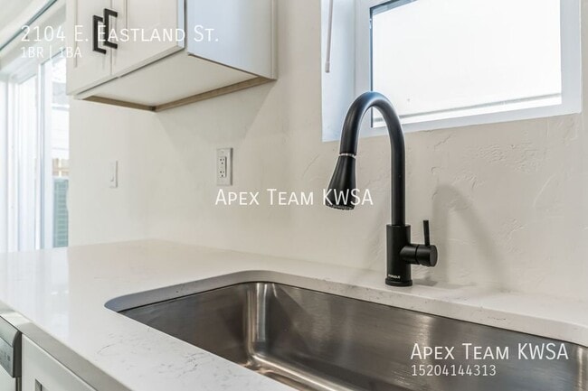 Foto del edificio - 2104 E Eastland St