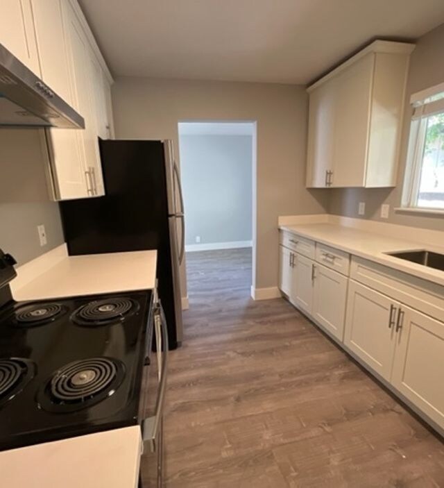 Interior Photo - 1020-1026 Grand St