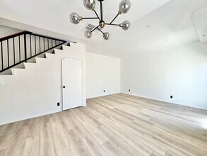 Building Photo - 2109 Crenshaw Blvd