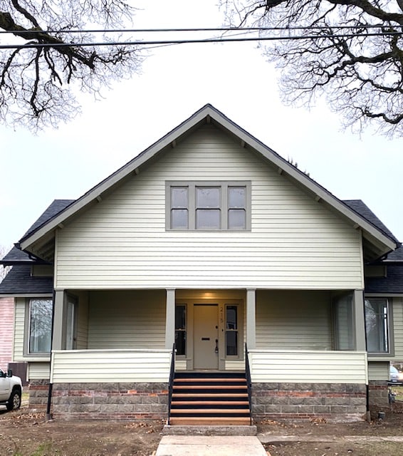 Building Photo - 215 14th St SE