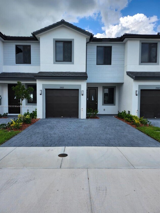 Foto principal - 19011 SW 344th Terrace