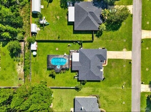 Building Photo - 7358 Brevard St