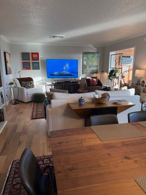 Foto del edificio - 3131 E Alameda Ave