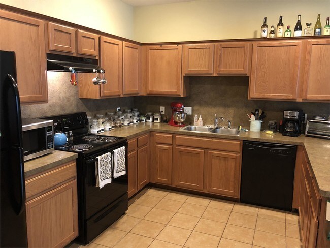 Foto del edificio - 21445 E Wallis Dr