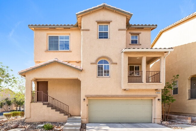 Building Photo - 8933 Jaquita Ave