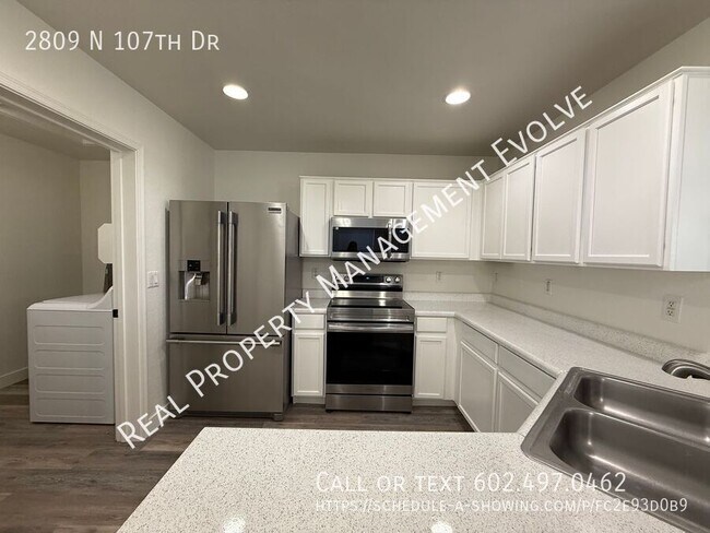 Foto del edificio - 2809 N 107th Dr