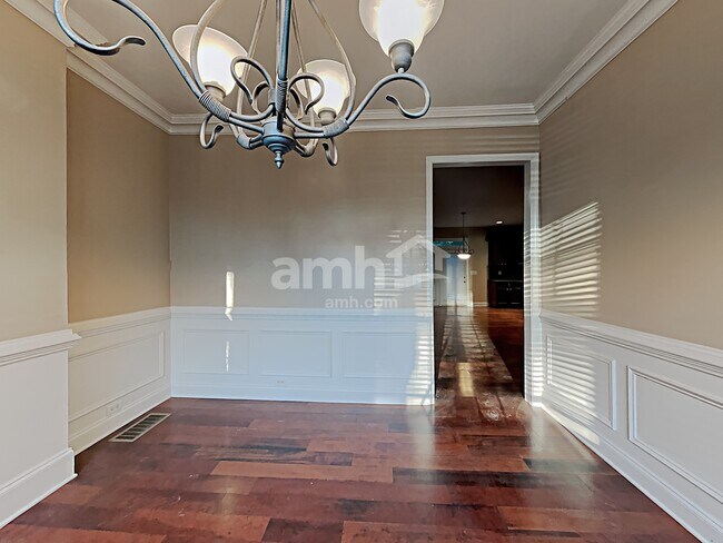 Foto del edificio - 305 Northbrooke Lane