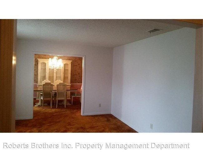 Building Photo - 5308 Medford Dr N