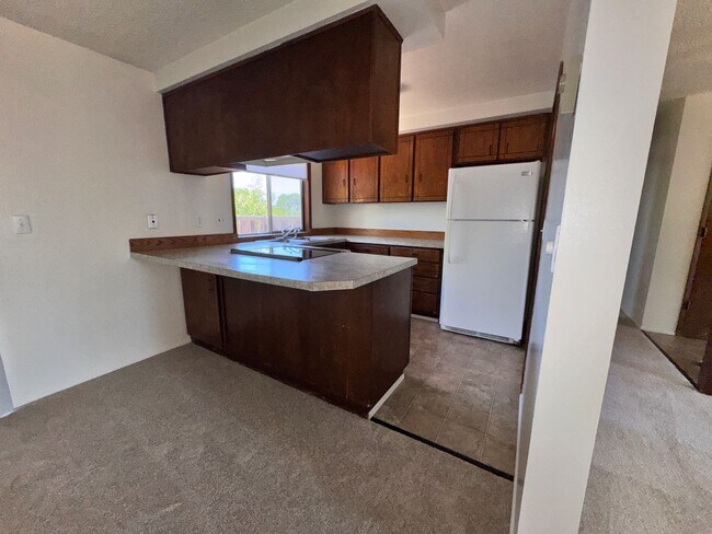 Foto del edificio - Single-Level 2 Bedroom / 1 Bath Triplex Unit on 1/2 Acre in East Bend  -  Move-In Special * up to...