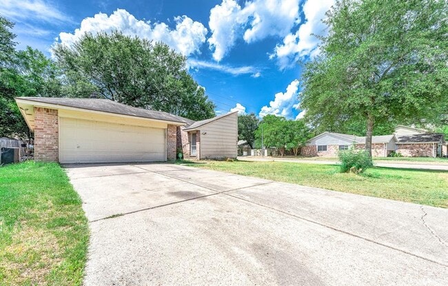 Building Photo - 9311 Cedar Point Cir