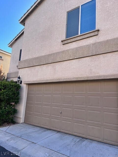 Building Photo - 9627 Vega Carpio Ave