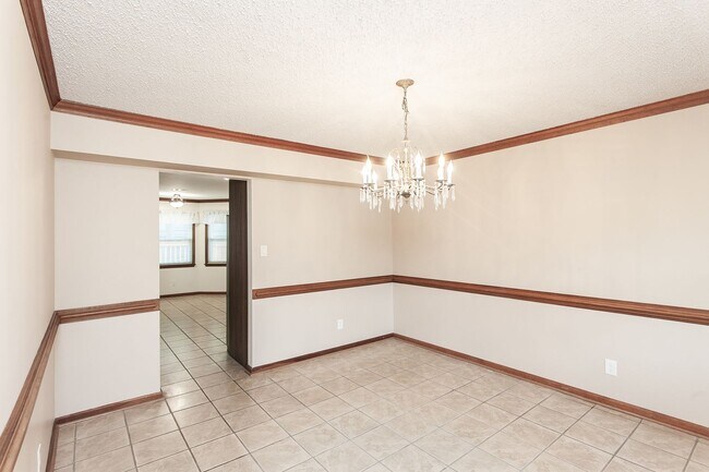 Building Photo - 1612 Wasserman Ct