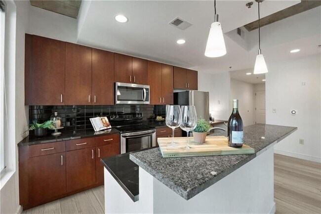 Foto del edificio - 44 Peachtree Pl NE