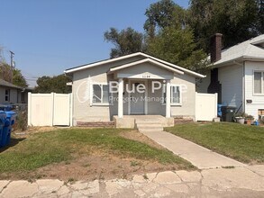 Building Photo - 1136 S 2nd Ave