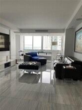 Building Photo - 5005 Collins Ave